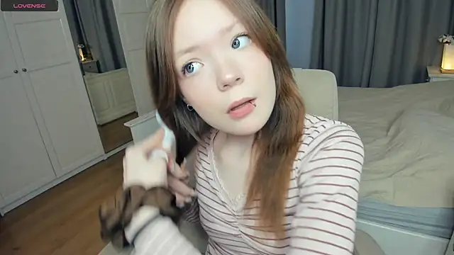 LavenderMitten online show from 20, 4, 2026