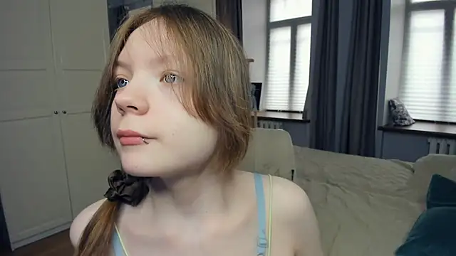 LavenderMitten online show from 27, 4, 2026