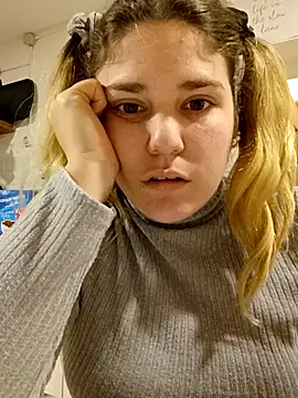 Dulcexpecado online show from 2, 3, 2026