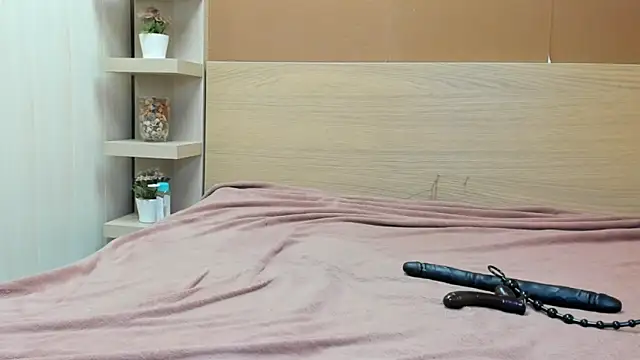 Snapshot of PinkyTwerkyX chatting on 4, 10, 2025 PinkyTwerkyX online show from 4, 10, 2025