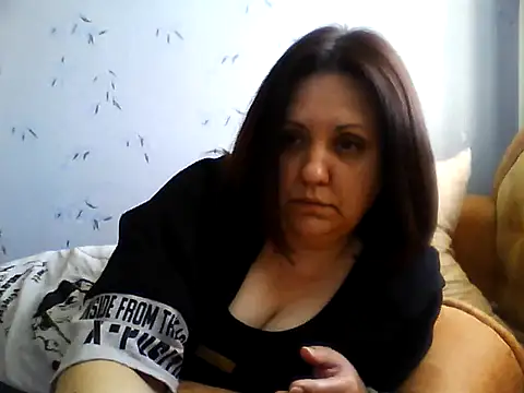 LockyCharm111 online show from 25, 4, 2026