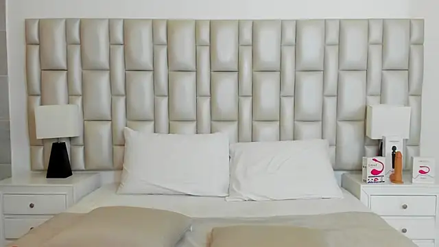 Snapshot of paola_katy_dicks chatting on 27, 2, 2025 paola katy dicks online show from 27, 2, 2025