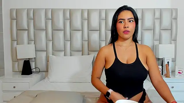 Snapshot of paola_katy_dicks chatting on 5, 3, 2025 paola katy dicks online show from 5, 3, 2025