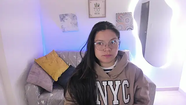 Afrodita rouss online show from 13, 2, 2026