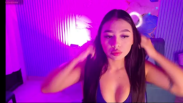 valerie20  online show from 7, 6, 2026