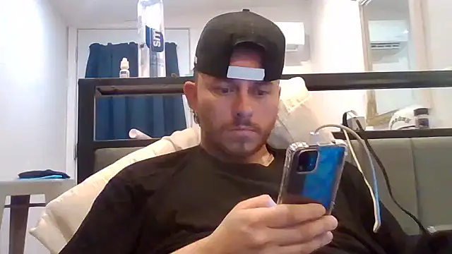 Tallhungandcloudy online show from 6, 5, 2026