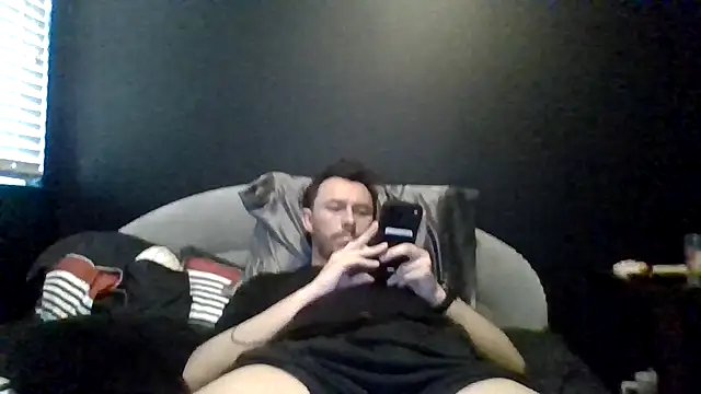 Tallhungandcloudy online show from 17, 5, 2026