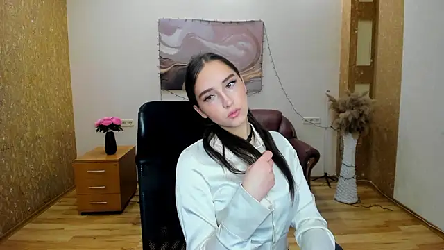 Effy Royse online show from 11, 2, 2026