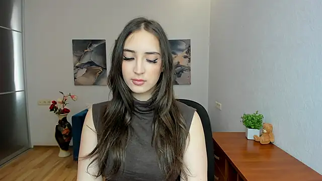 Effy Royse online show from 29, 5, 2026