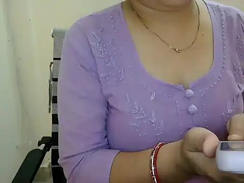 Snapshot of _chitranshi chatting on 23, 7, 2026 chitranshi online show from 23, 7, 2026