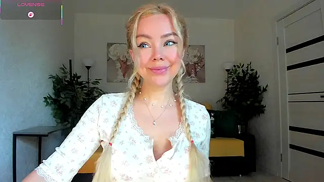 caty kiss online show from 27, 7, 2026