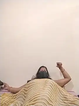 ankita077 online show from 20, 4, 2026