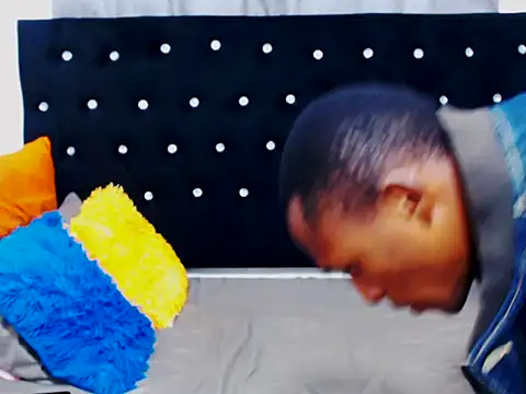 NtandoXx online show from 7, 4, 2026