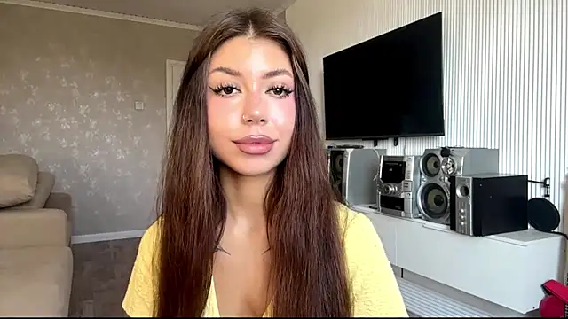 Snapshot of You_Club_Winx chatting on 14, 5, 2026 You Club Winx online show from 14, 5, 2026