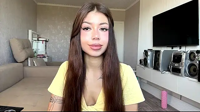 Snapshot of You_Club_Winx chatting on 21, 5, 2026 You Club Winx online show from 21, 5, 2026