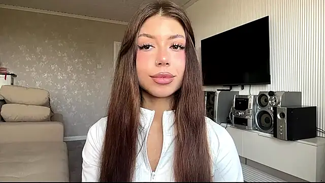 Snapshot of You_Club_Winx chatting on 23, 5, 2026 You Club Winx online show from 23, 5, 2026