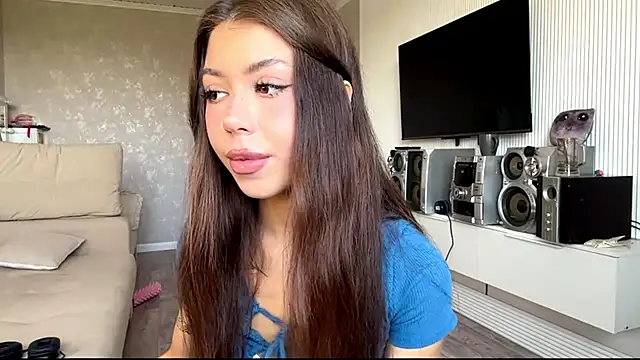 Snapshot of You_Club_Winx chatting on 25, 5, 2026 You Club Winx online show from 25, 5, 2026