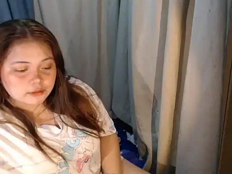 xia xoxo  online show from 28, 4, 2026