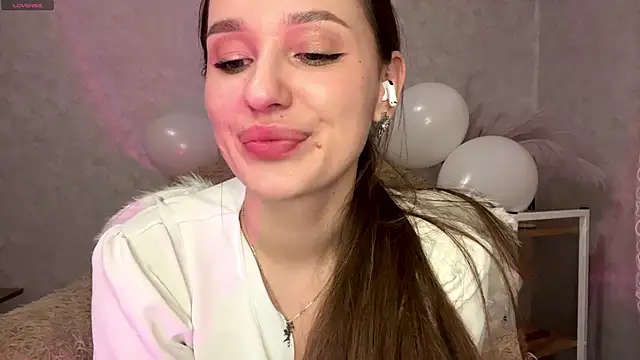 LilliHudons online show from 8, 3, 2026