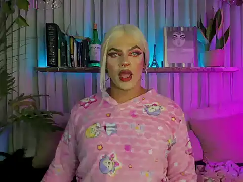 Snapshot of Miss-liaa chatting on 8, 3, 2026 Miss-liaa online show from 8, 3, 2026