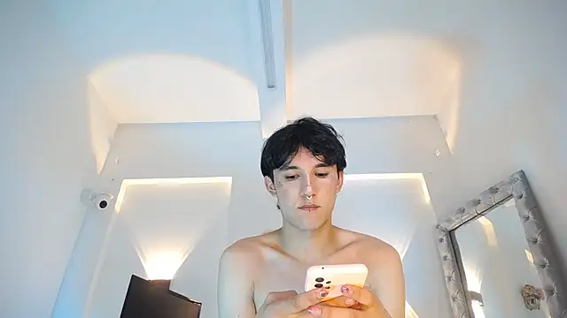 jullian ricci online show from 20, 4, 2026