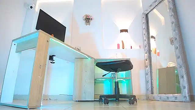 jullian ricci online show from 21, 4, 2026