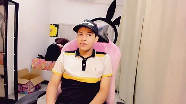 Top and bottom online show from 16, 4, 2026