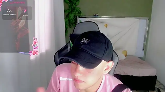 Top and bottom online show from 18, 4, 2026