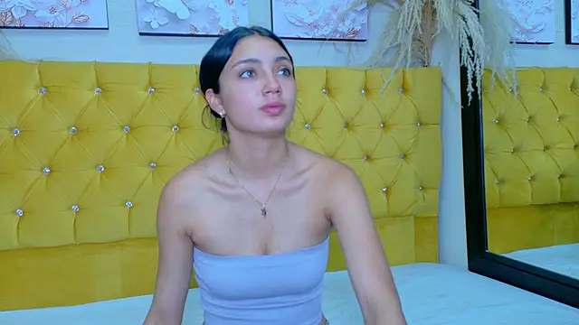  ArianaToroo online show from 3, 3, 2026