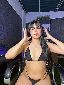 EmyWalton  online show from 11, 3, 2026