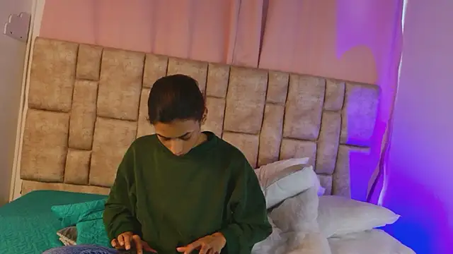 MelanyStone  online show from 15, 3, 2026