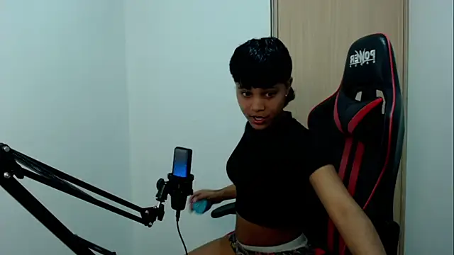 CherryGirlsXX online show from 7, 3, 2026