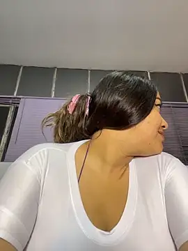 MollyBigBoobss online show from 12, 2, 2026