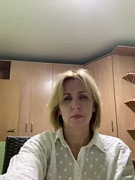 Snapshot of VeltaMur975 chatting on 24, 2, 2026 VeltaMur975 online show from 24, 2, 2026