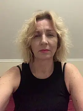 Snapshot of VeltaMur975 chatting on 9, 3, 2026 VeltaMur975 online show from 9, 3, 2026