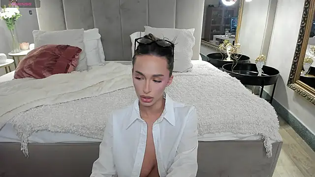 EvaK  online show from 17, 2, 2026