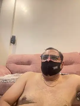 maleattention online show from 22, 4, 2026