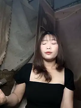 Girl-crazy1 online show from 13, 3, 2026