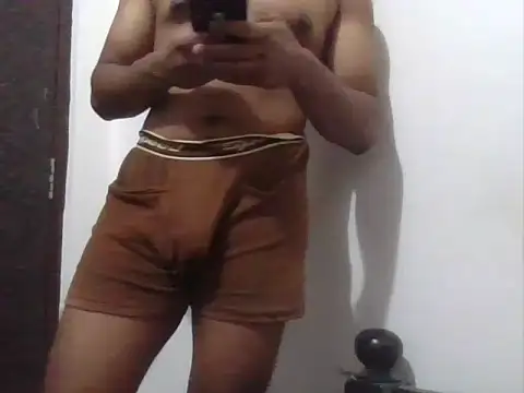 muscledad111 online show from 14, 5, 2026