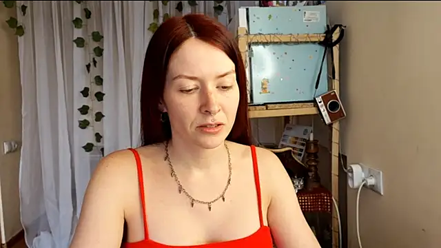 Kamila Moore  online show from 3, 3, 2026