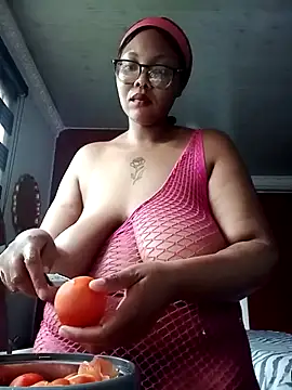 ShantelBootyBoobs online show from 24, 4, 2026