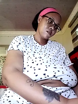 ShantelBootyBoobs online show from 27, 4, 2026