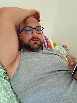 Snapshot of cetriolino chatting on 2, 6, 2026 cetriolino online show from 2, 6, 2026