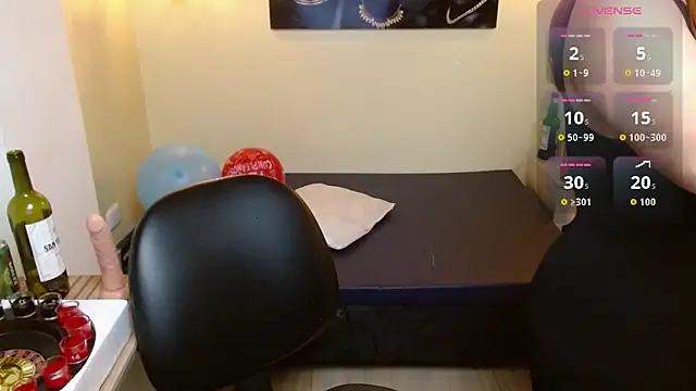 Eve Bennett online show from 20, 4, 2026