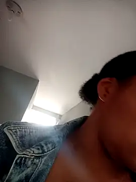 sexygirlatin online show from 19, 3, 2026