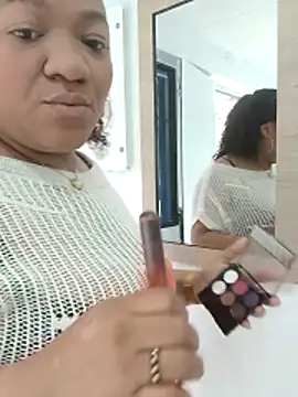 honey-suckle online show from 8, 3, 2026