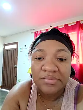 honey-suckle online show from 12, 3, 2026