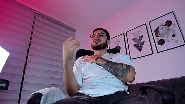 ethan grace online show from 17, 2, 2026