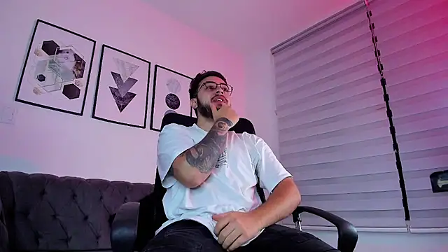 ethan grace online show from 23, 2, 2026