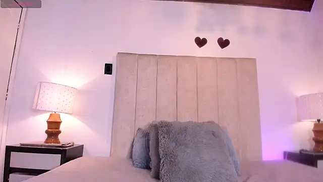 MissMilf  online show from 28, 4, 2026